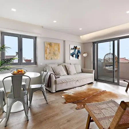 Central With Balcony דירה ליסבון